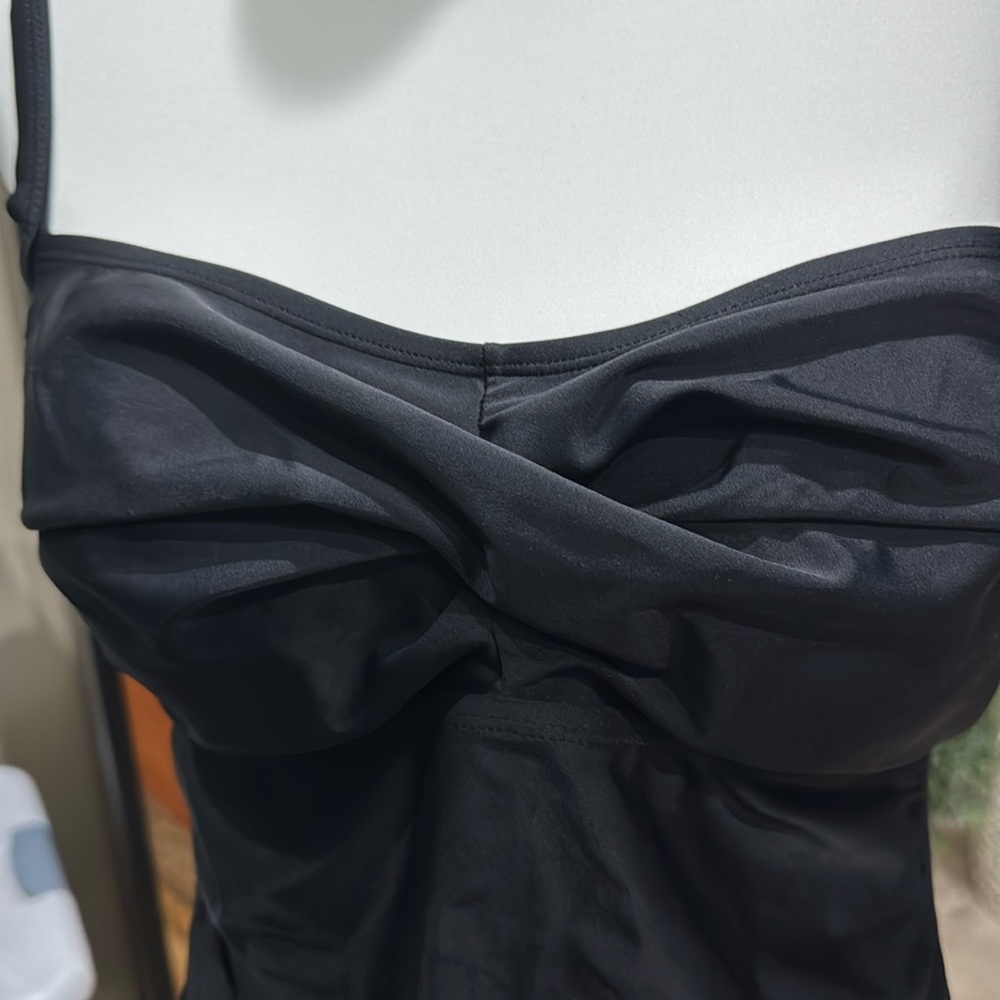 Top only - Picture 2 of 3